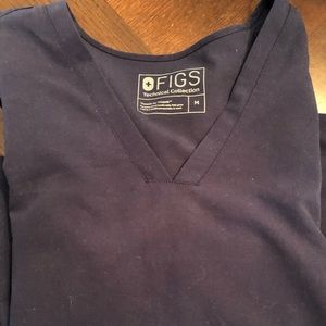 Figs Casma 3 pocket Scrub Top- Size medium- Navy